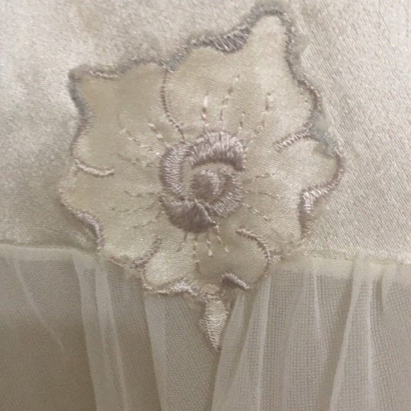 Vintage 1950s slip dress dressing gown - Picture 2 of 9